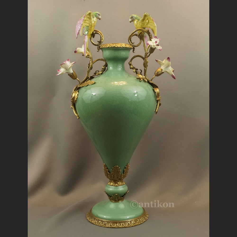 Wazon z papugami pałacowy piękny olbrzym 