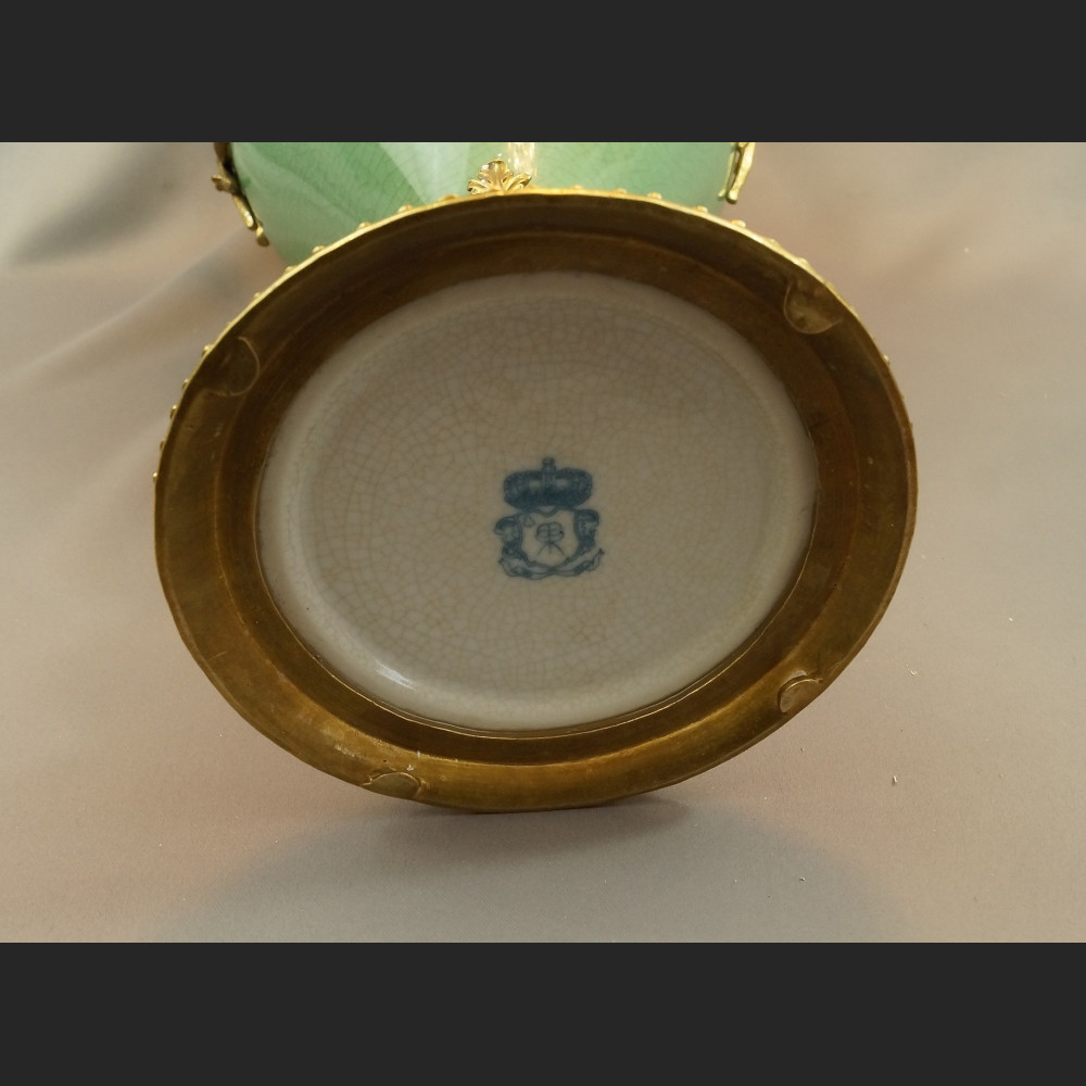 Wazon z papugami pałacowy piękny olbrzym 