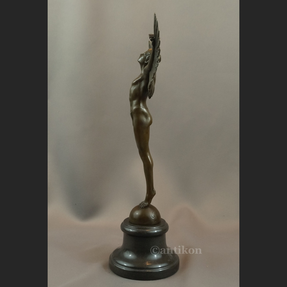 Ikar figura z prawdziwego brązu Ikar figura z prawdziwego brązu