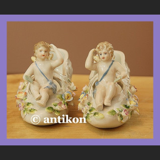 Porcelanowe pantofelki zachwycająca figurka z porcelany Porcelanowe pantofelki zachwycająca figurka z porcelany