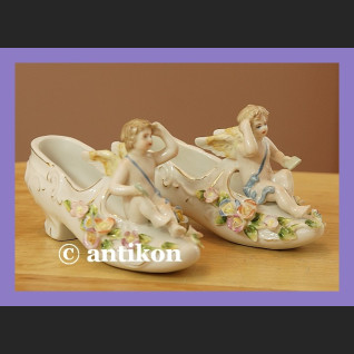 Porcelanowe pantofelki zachwycająca figurka z porcelany Porcelanowe pantofelki zachwycająca figurka z porcelany