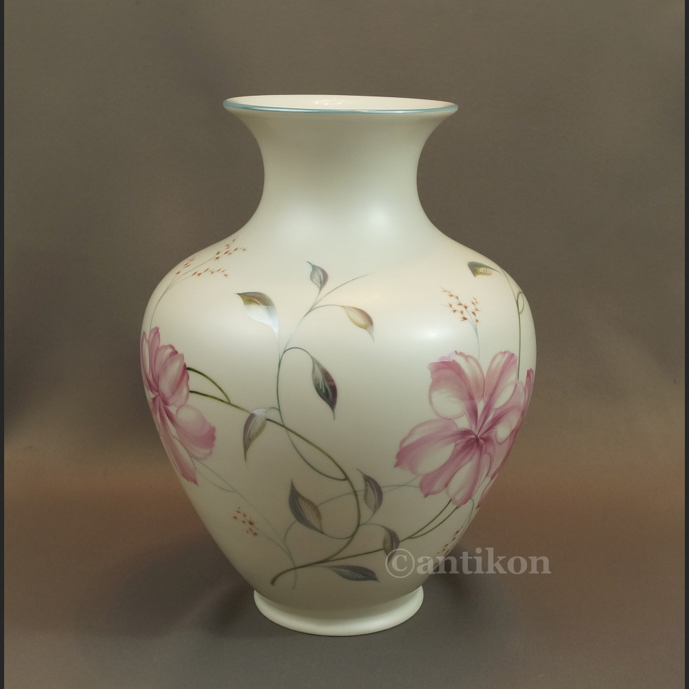 Wazon Rosenthal ręcznie malowany biały Wazon Rosenthal ręcznie malowany biały