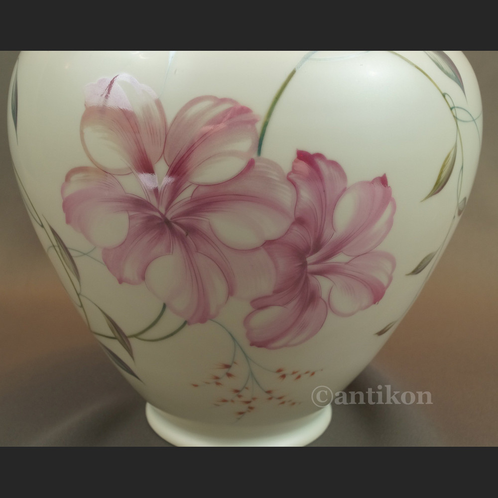 Wazon Rosenthal ręcznie malowany biały Wazon Rosenthal ręcznie malowany biały