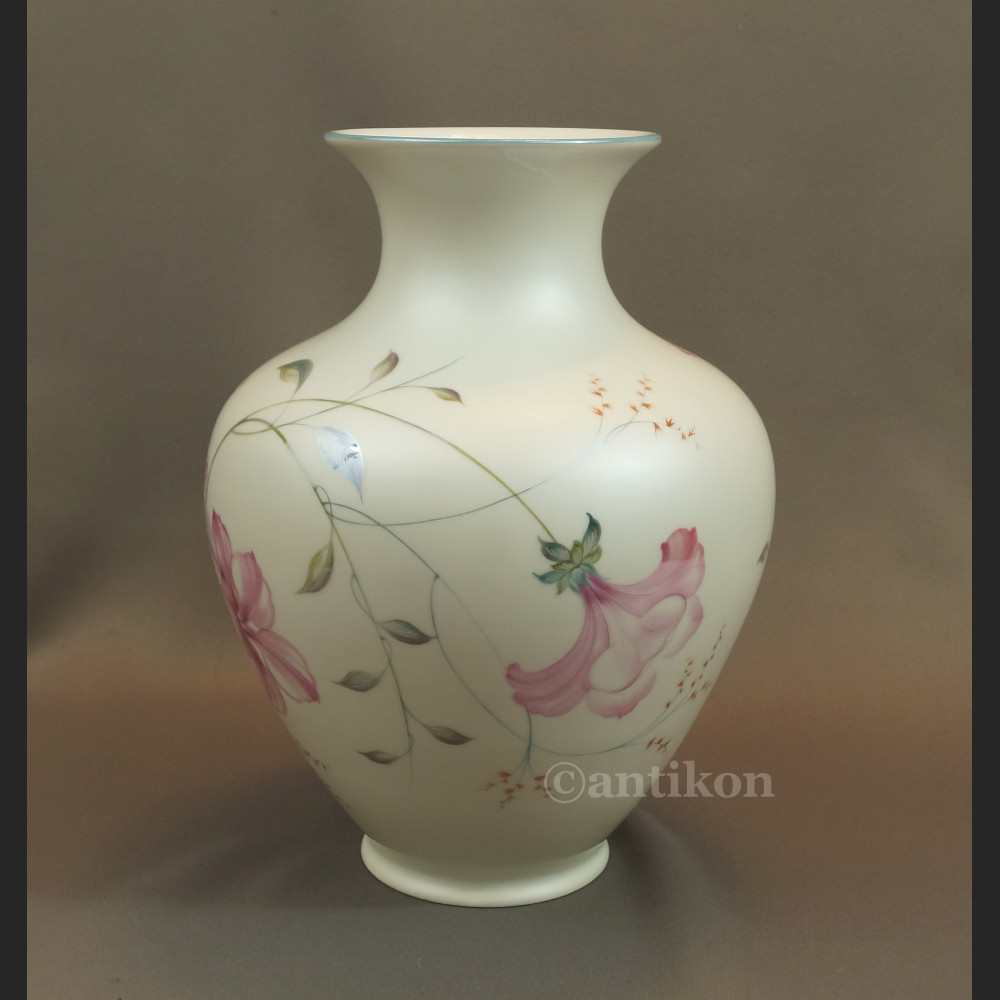 Wazon Rosenthal ręcznie malowany biały Wazon Rosenthal ręcznie malowany biały