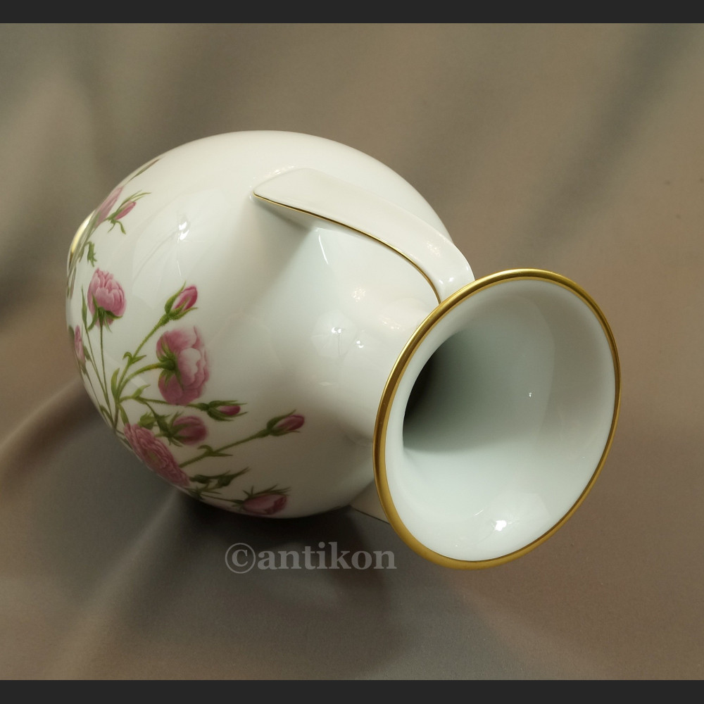 Wazon Rosenthal biały z różami duży Wazon Rosenthal biały z różami duży