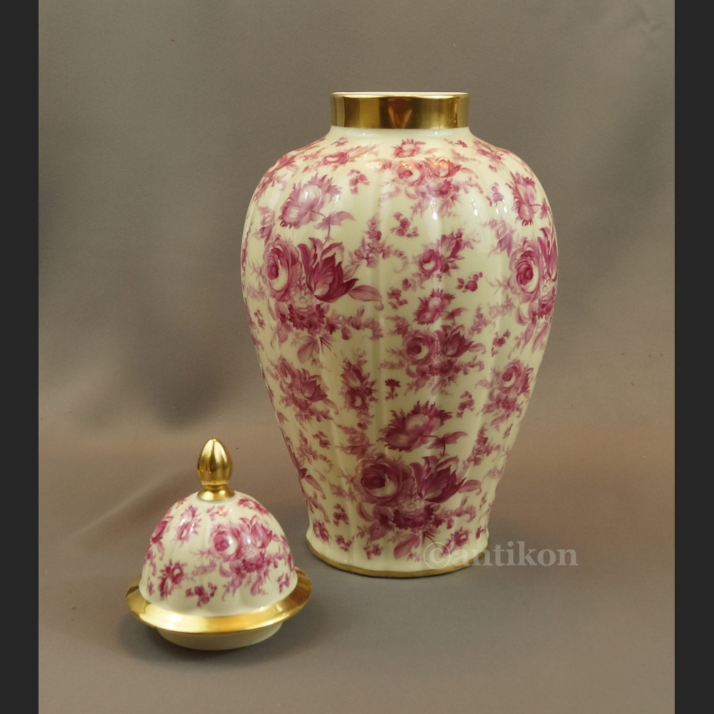 Wazon Thomas Ivory gr Rosenthal wielka amfora z różami Wazon Thomas Ivory gr Rosenthal wielka amfora z różami