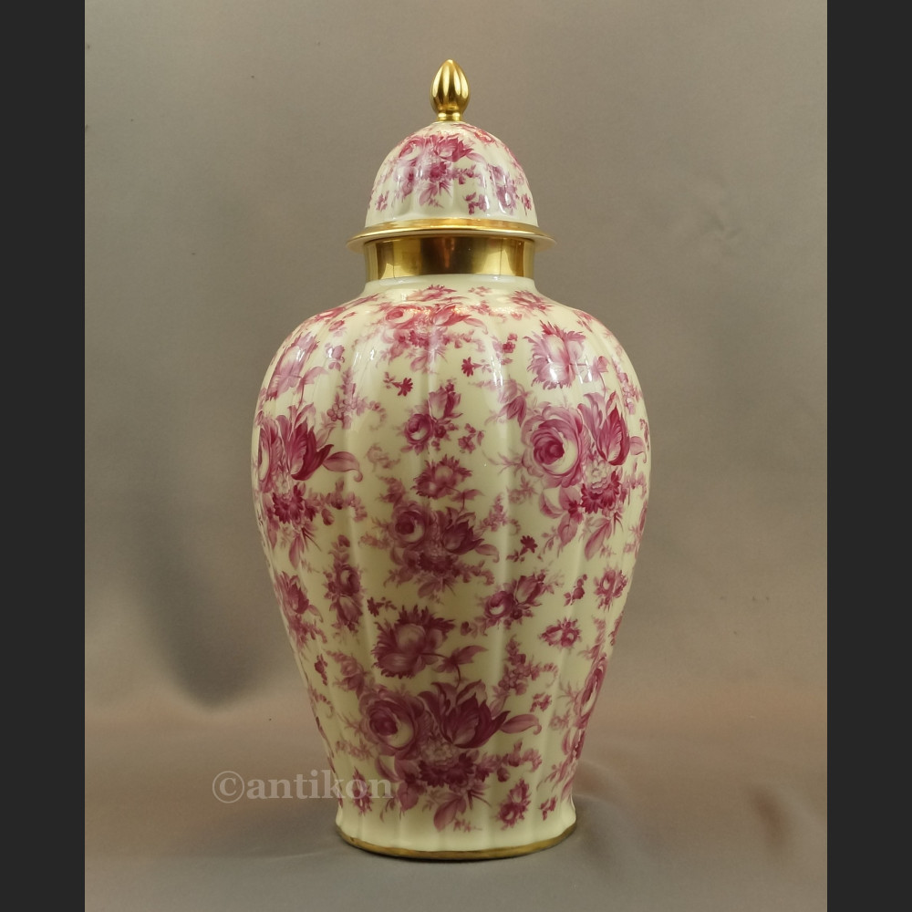 Wazon Thomas Ivory gr Rosenthal wielka amfora z różami Wazon Thomas Ivory gr Rosenthal wielka amfora z różami