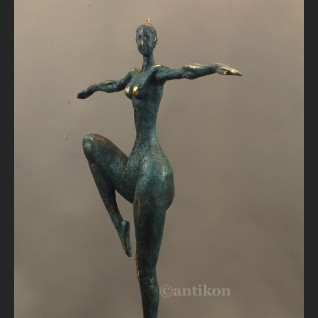 Rzeźba modernistyczna z brązu Królowa Tańca 