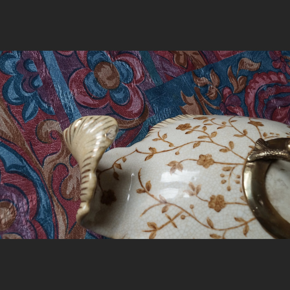 Niezwykła duża patera z delfinami z brązu