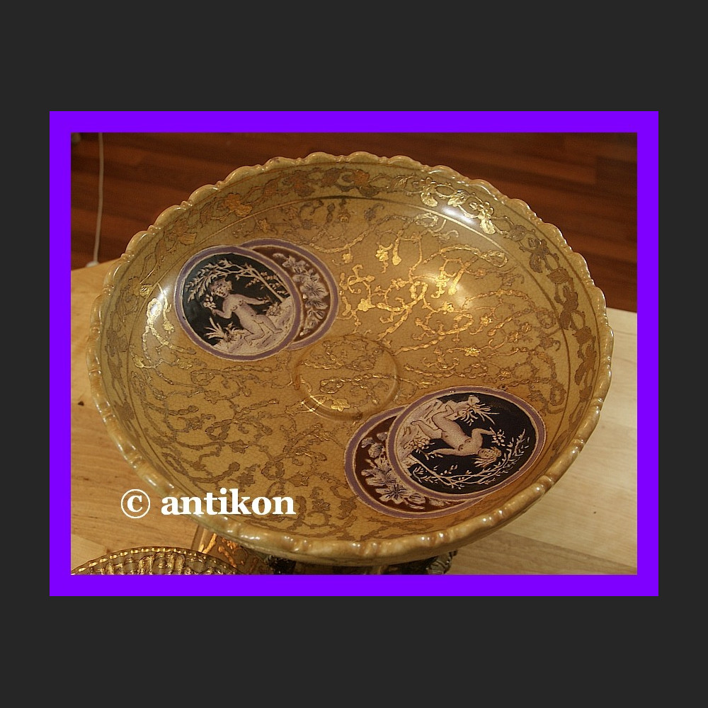 Porcelanowa patera piętrowa Porcelanowa patera piętrowa