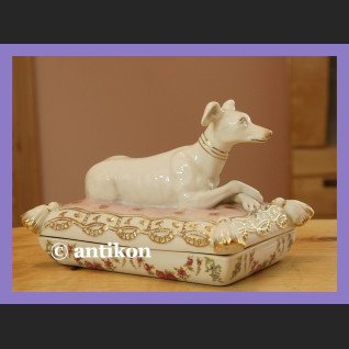 NIESAMOWITA PORCELANOWA SZKATUŁKA Z PSEM