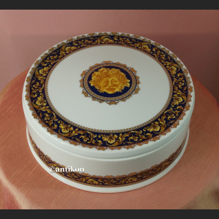 Szkatuła z porcelany Limoges  Szkatuła z porcelany Limoges