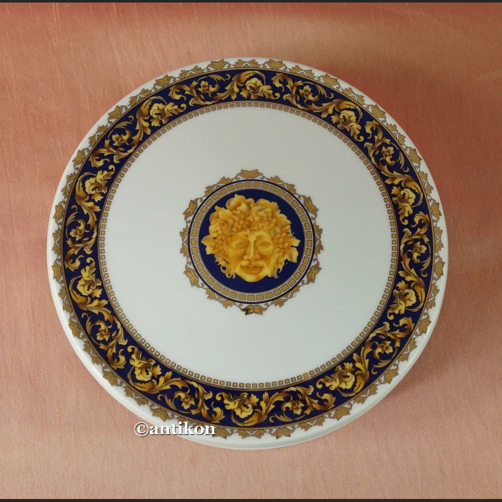 Szkatuła z porcelany Limoges  Szkatuła z porcelany Limoges