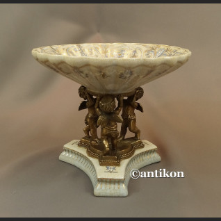 Patera z aniołami porcelana okuta brązem