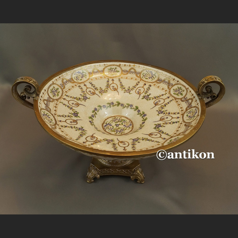 Patera z brązem duża z papużkami Patera z brązem duża z papużkami