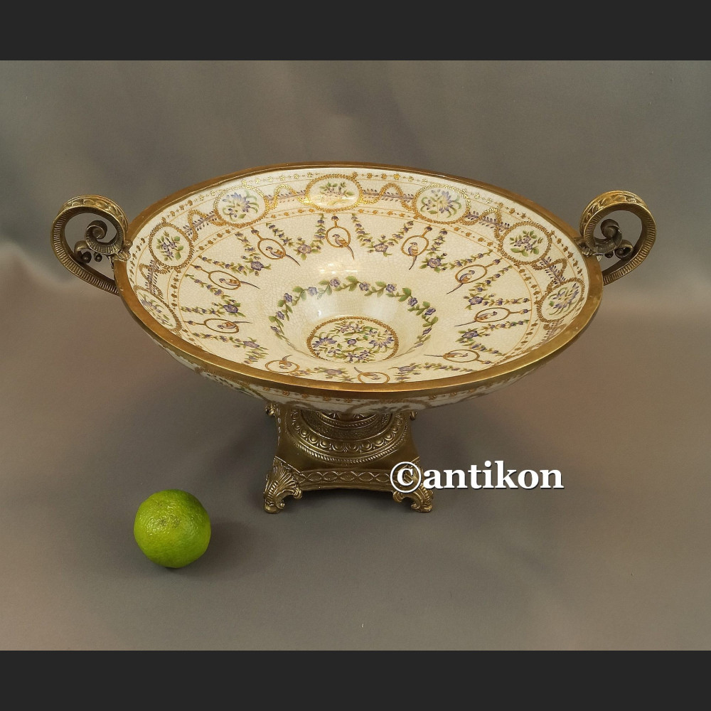 Patera z brązem duża z papużkami Patera z brązem duża z papużkami