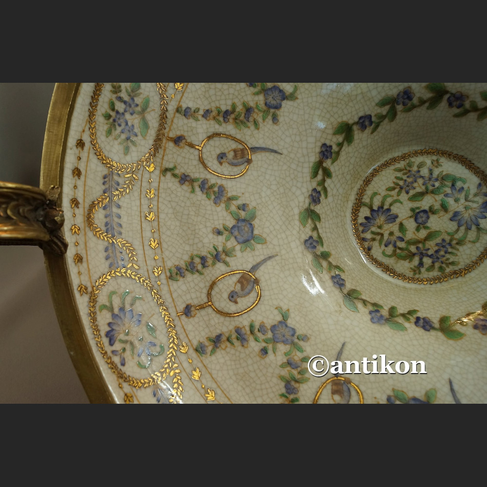 Patera z brązem duża z papużkami Patera z brązem duża z papużkami