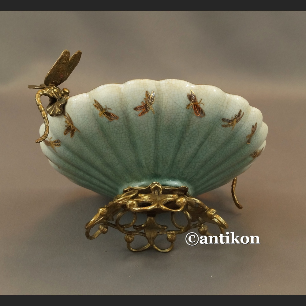 Patera porcelanowa z ważkami w brązie Patera porcelanowa z ważkami w brązie