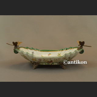 Patera  porcelanowa z brązem w stylu secesyjnym 