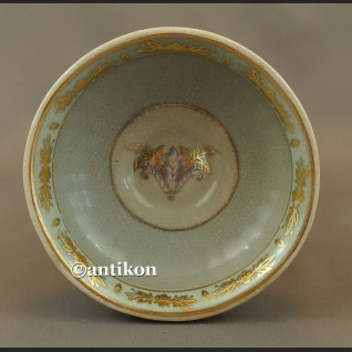 Patera porcelanowa z aniołami w barokowym 