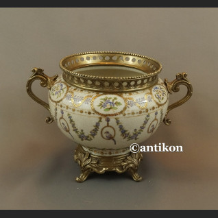 Żardiniera z brązem  duża donica z papużkami 