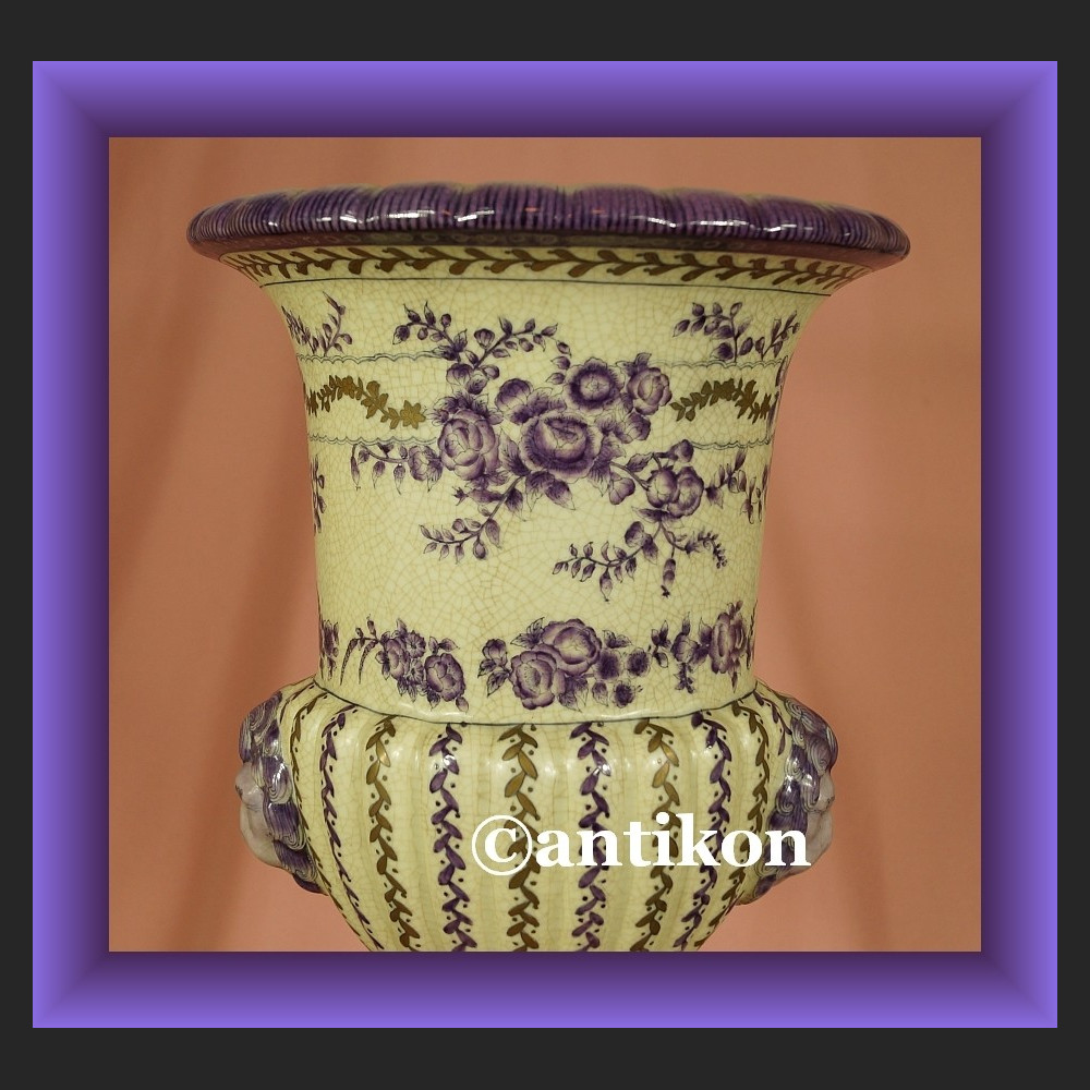 Żardiniera duża donica z lwami Żardiniera duża donica z lwami