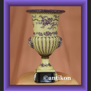 Żardiniera duża donica z lwami Żardiniera duża donica z lwami