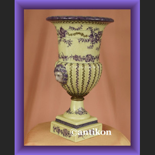 Żardiniera duża donica z lwami Żardiniera duża donica z lwami