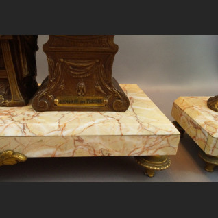 Zegar kominkowy antyk do salonu Francja XIX wiek Zegar kominkowy antyk do salonu Francja XIX wiek