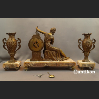 Zegar kominkowy antyk do salonu Francja XIX wiek Zegar kominkowy antyk do salonu Francja XIX wiek