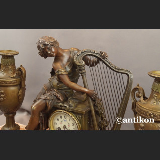 Zegar kominkowy antyk z figurą harfistki Francuz 