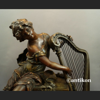 Zegar kominkowy antyk z figurą harfistki Francuz 