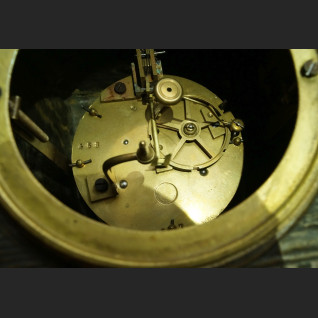 Zegar kominkowy antyk z figurą harfistki Francuz 