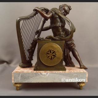 Zegar kominkowy antyk z figurą harfistki Francuz 