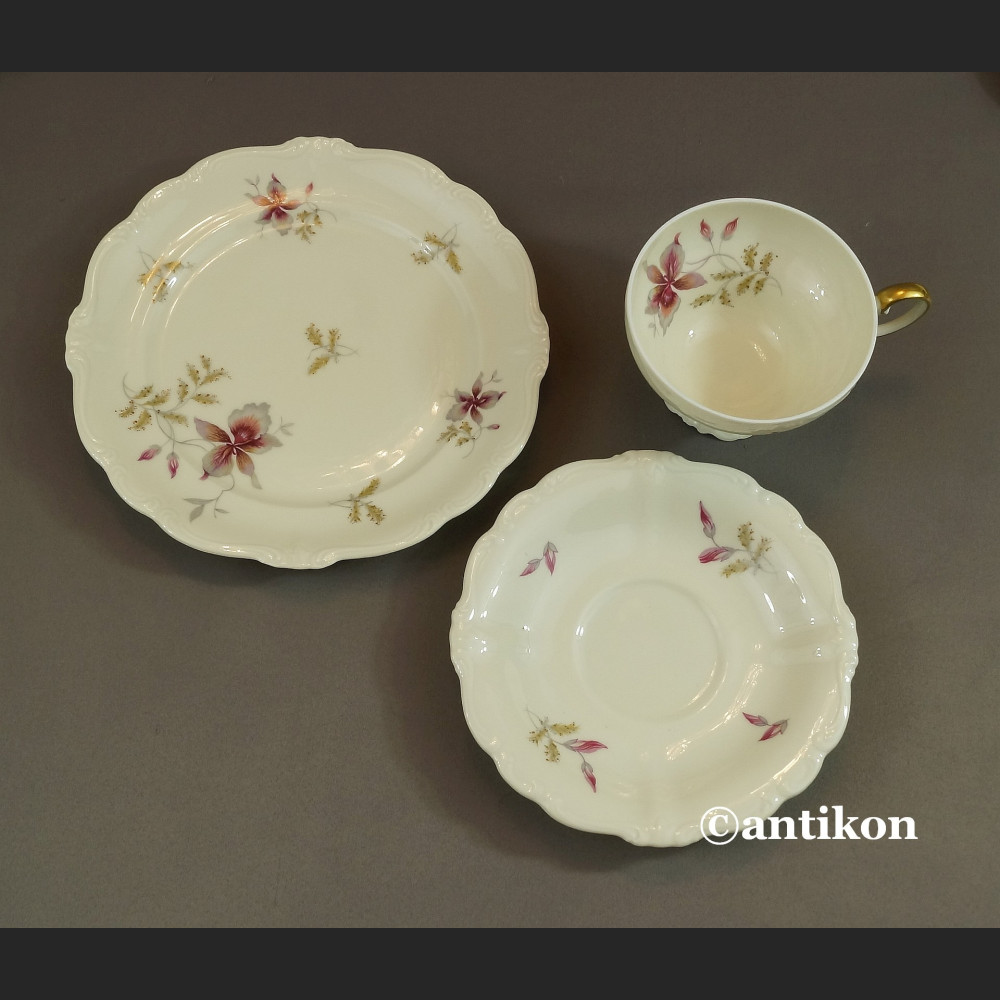 Filiżanka Rosenthal Pompadour przedwojenna  Filiżanka Rosenthal Pompadour przedwojenna