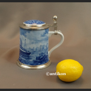 Kufel morski ceramiczny kobaltowy ze statkiem
