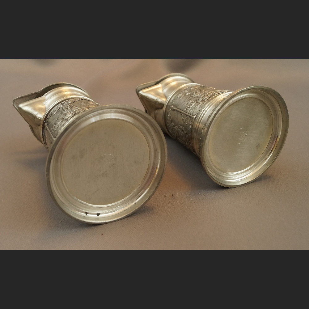 Kufle myśliwskie z cyny z jeleniami 