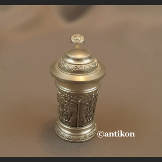 Mini Kufel myśliwski z cyny jelenie Mini Kufel myśliwski z cyny jelenie