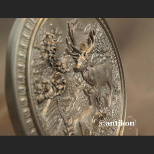 Relief myśliwski talerz z cyny jelenie 