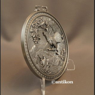 Relief myśliwski talerz z cyny głuszec