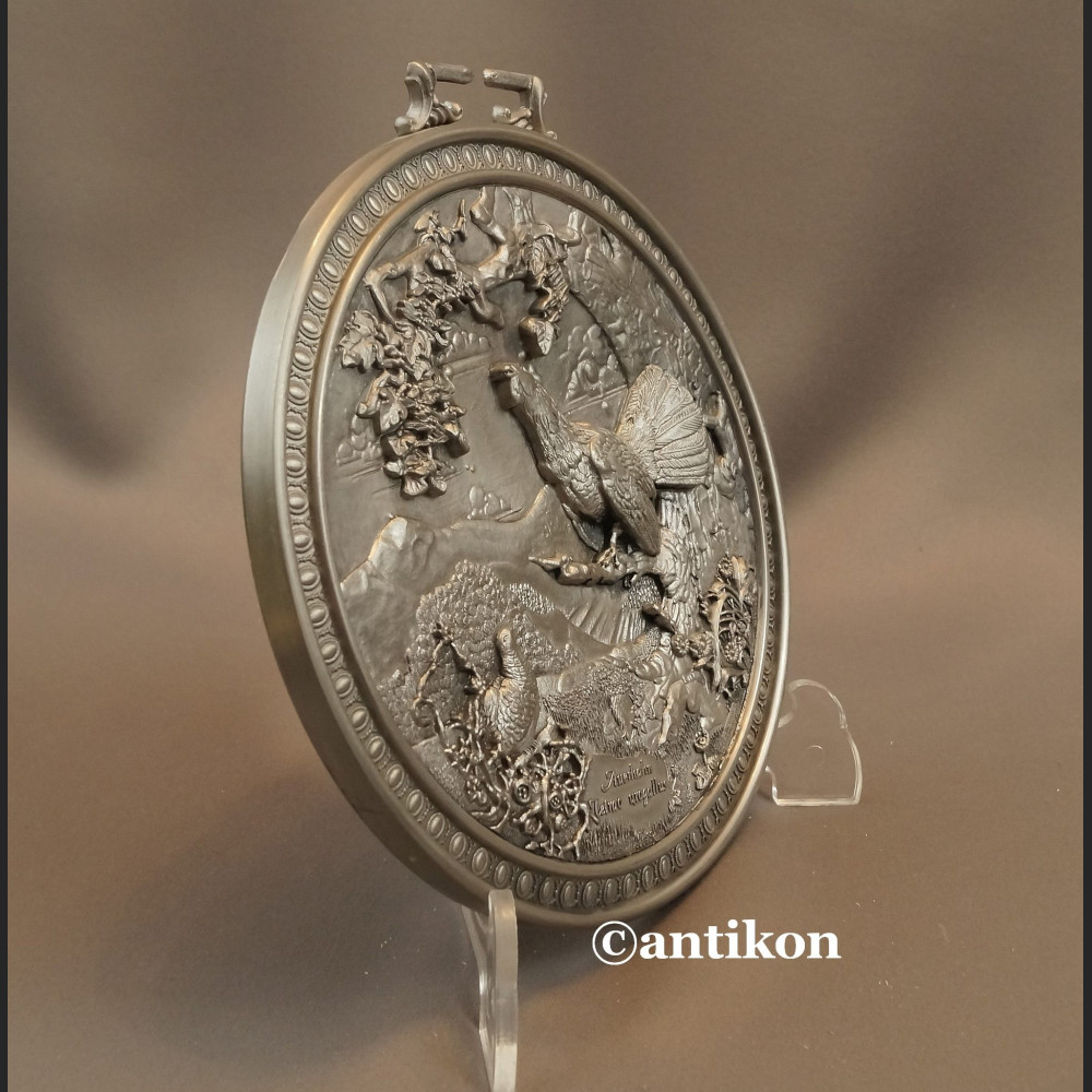 Relief myśliwski talerz z cyny głuszec