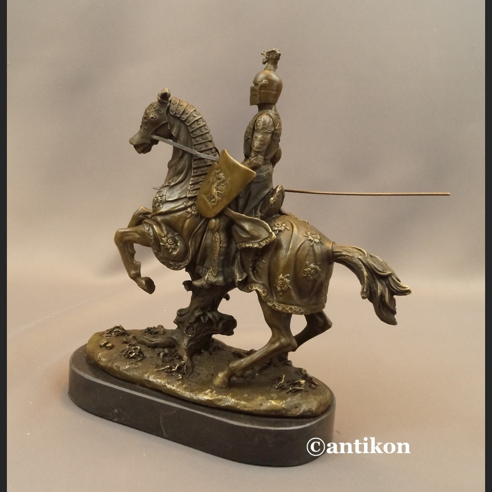Rycerz w zbroji na koniu kunsztowna rzeźba prawdziwy brąz 