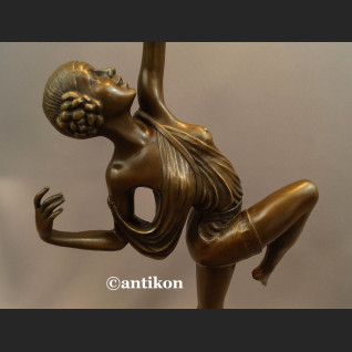 Diana łuczniczka duża rzeźba Art Deco brąz 