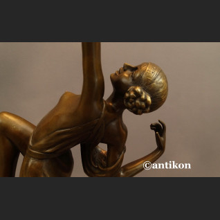 Diana łuczniczka duża rzeźba Art Deco brąz  Diana łuczniczka duża rzeźba Art Deco brąz