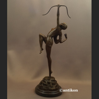 Diana łuczniczka duża rzeźba Art Deco brąz  Diana łuczniczka duża rzeźba Art Deco brąz