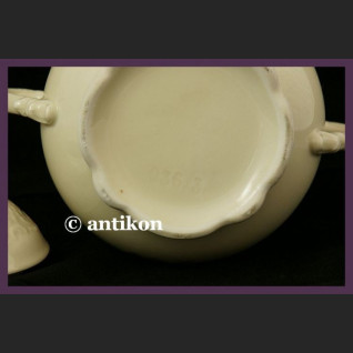 PIĘKNA PORCELANOWA CUKIERNICA ECRU PIĘKNA PORCELANOWA CUKIERNICA ECRU