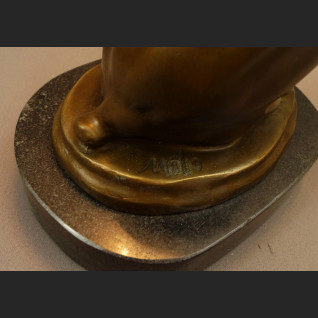 Figurka z brązu pies buldog francuski piękny