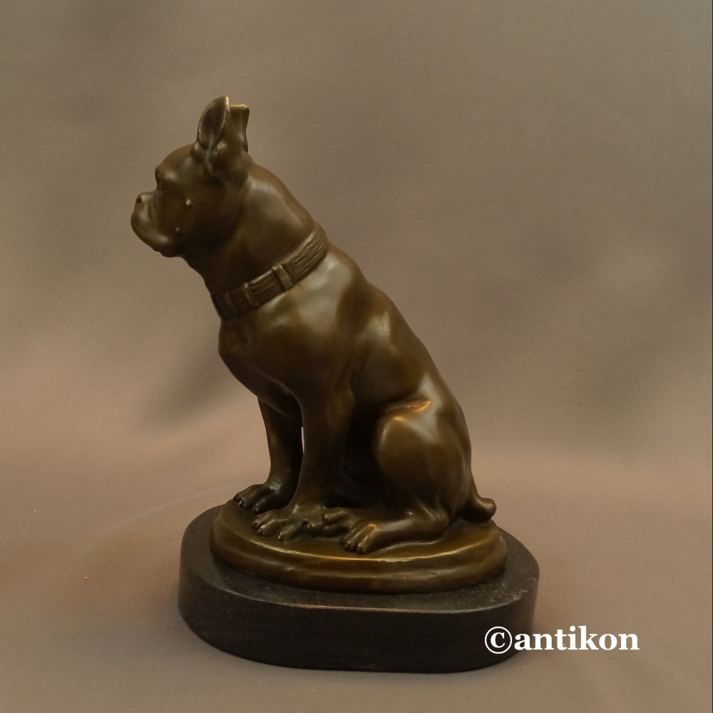 Figurka z brązu pies buldog francuski piękny