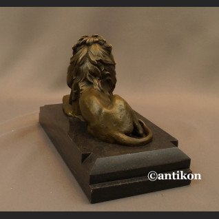 Lew rzeźba z brązu art deco czuwający 