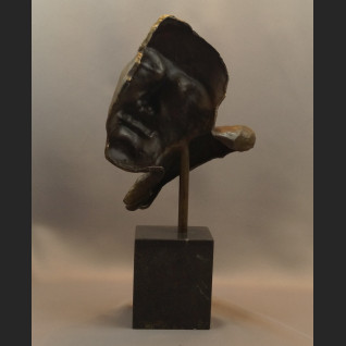 Salvador Dali rzeźba z brązu zaduma maska  Salvador Dali rzeźba z brązu zaduma maska